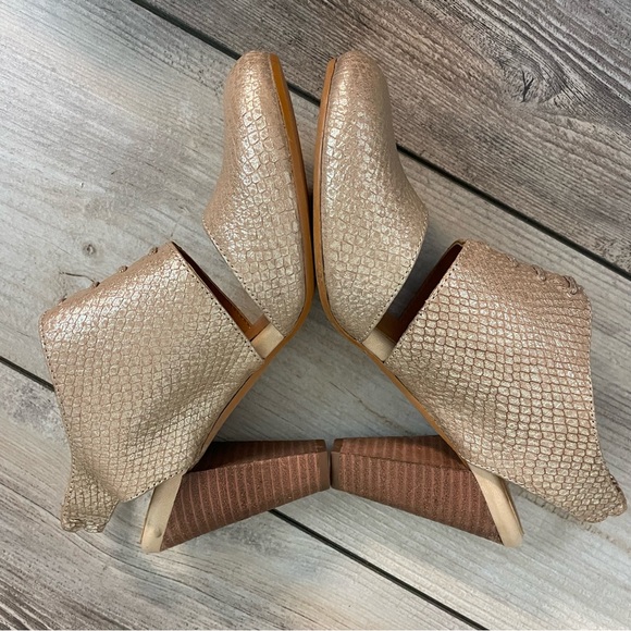 Anthropologie Whirl Metallic Heels Women’s 8.5 Leather Seychelles NWOB Block - Picture 5 of 10